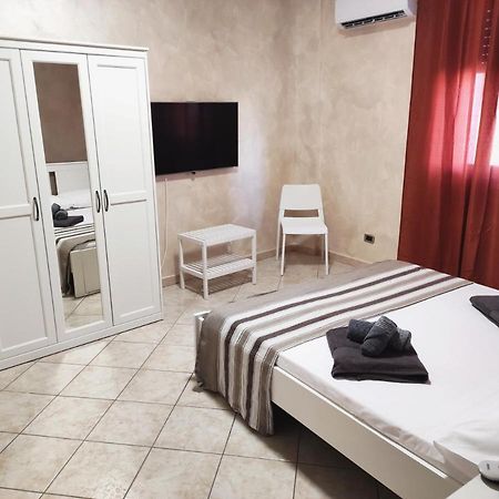 Alloggio Alfa - Central Apartment Civitavecchia Extérieur photo